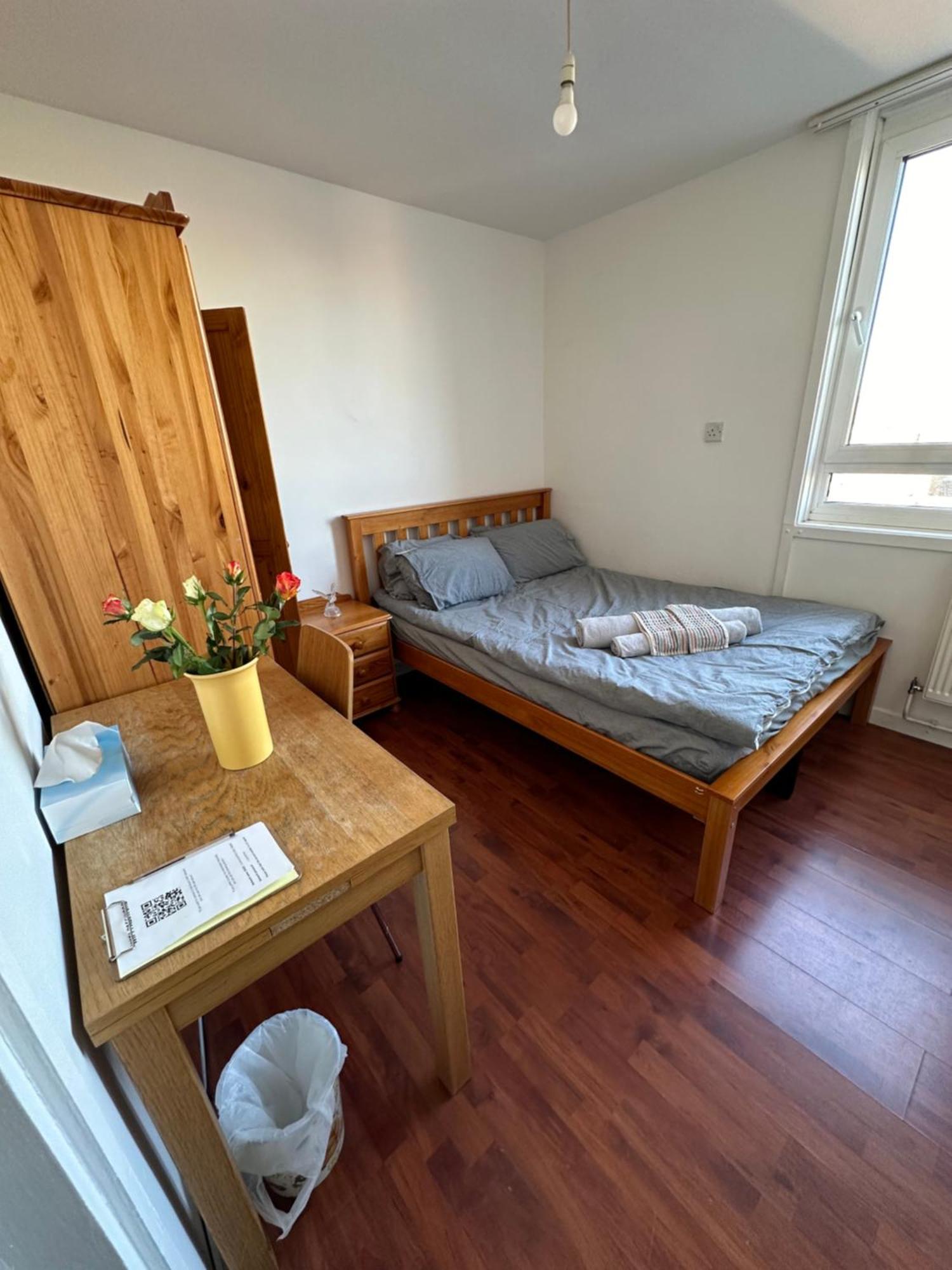 Elkington Point Bed & Breakfast London Exterior photo