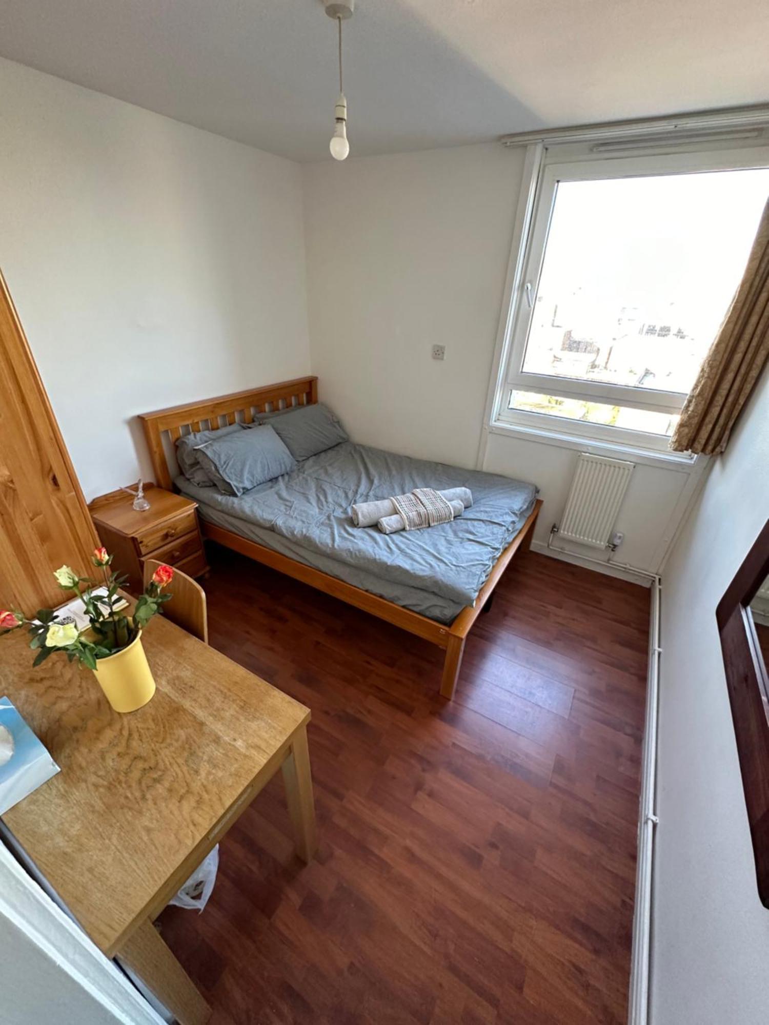 Elkington Point Bed & Breakfast London Exterior photo